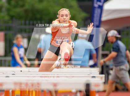 Thumbnail 2 in UIL Girls Track & Field Finals (Day 1) photogallery.