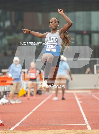 Thumbnail 1 in UIL Girls Track & Field Finals (Day 1) photogallery.