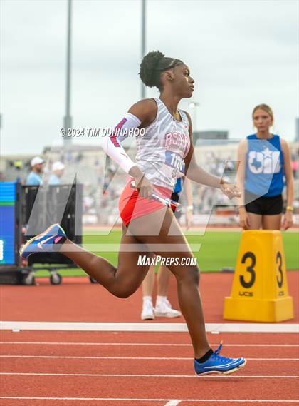 Thumbnail 3 in UIL Girls Track & Field Finals (Day 1) photogallery.