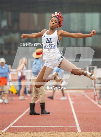 Thumbnail 2 in UIL Girls Track & Field Finals (Day 1) photogallery.