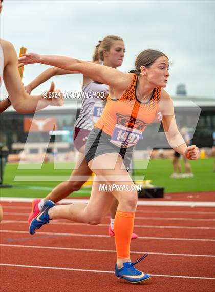 Thumbnail 2 in UIL Girls Track & Field Finals (Day 1) photogallery.