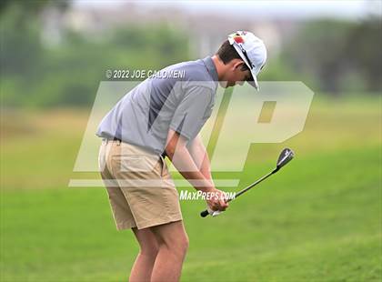 Thumbnail 2 in UIL 1A Boys State Golf Tournament Finals photogallery.