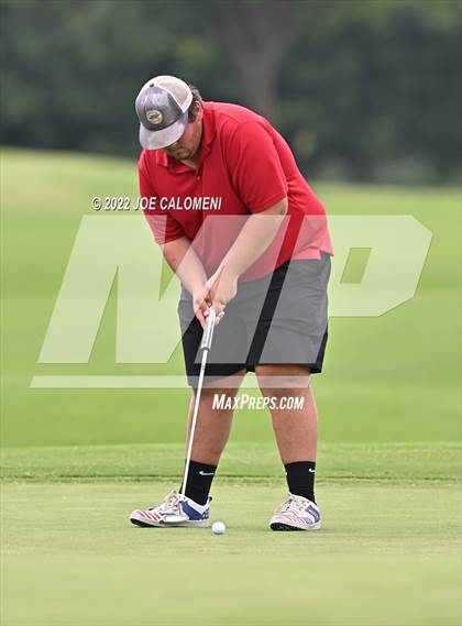 Thumbnail 2 in UIL 1A Boys State Golf Tournament Finals photogallery.