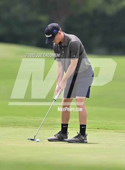 Thumbnail 1 in UIL 1A Boys State Golf Tournament Finals photogallery.