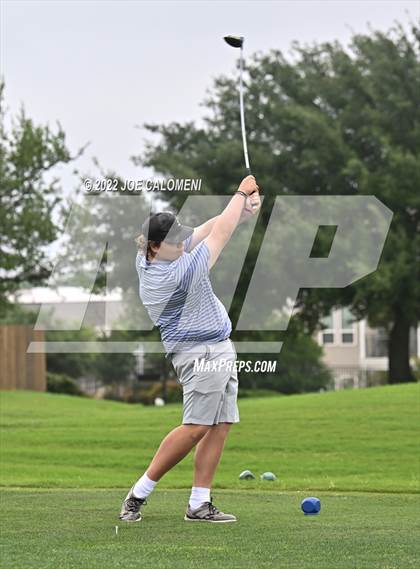 Thumbnail 3 in UIL 1A Boys State Golf Tournament Finals photogallery.