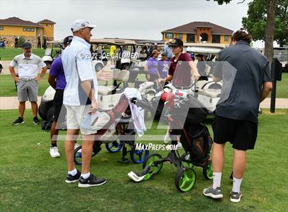 Thumbnail 3 in UIL 1A Boys State Golf Tournament Finals photogallery.