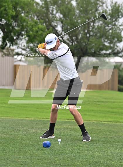 Thumbnail 1 in UIL 1A Boys State Golf Tournament Finals photogallery.
