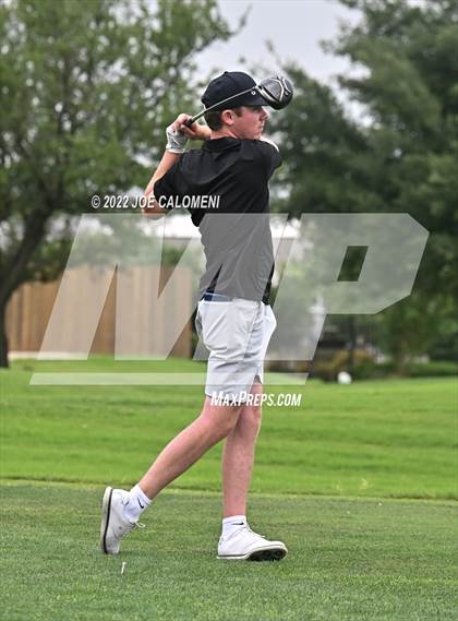 Thumbnail 3 in UIL 1A Boys State Golf Tournament Finals photogallery.