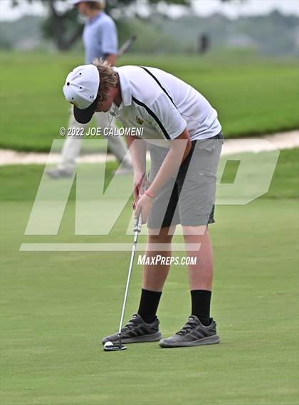 Thumbnail 3 in UIL 1A Boys State Golf Tournament Finals photogallery.