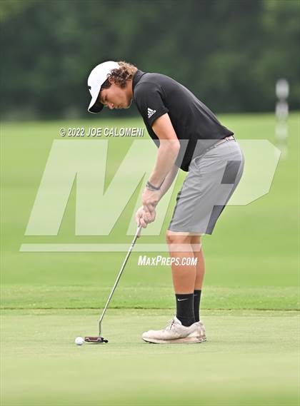 Thumbnail 3 in UIL 1A Boys State Golf Tournament Finals photogallery.