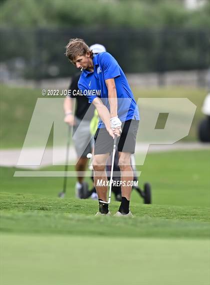 Thumbnail 3 in UIL 1A Boys State Golf Tournament Finals photogallery.
