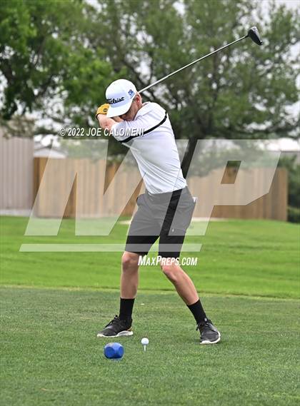 Thumbnail 3 in UIL 1A Boys State Golf Tournament Finals photogallery.