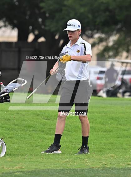 Thumbnail 3 in UIL 1A Boys State Golf Tournament Finals photogallery.