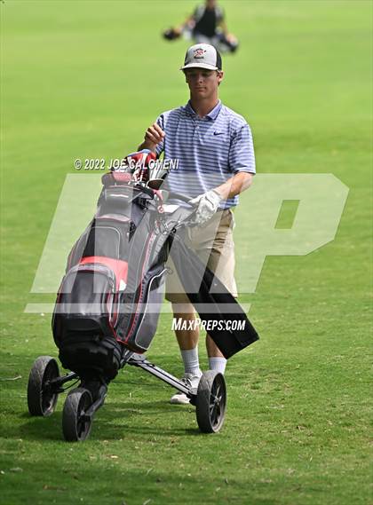 Thumbnail 1 in UIL 1A Boys State Golf Tournament Finals photogallery.