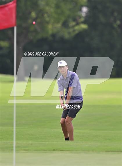 Thumbnail 1 in UIL 1A Boys State Golf Tournament Finals photogallery.
