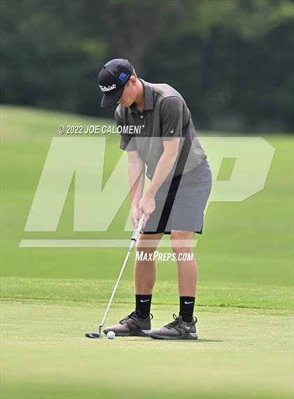 Thumbnail 3 in UIL 1A Boys State Golf Tournament Finals photogallery.