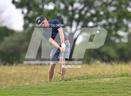 Thumbnail 2 in UIL 1A Boys State Golf Tournament Finals photogallery.