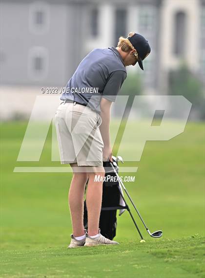 Thumbnail 1 in UIL 1A Boys State Golf Tournament Finals photogallery.