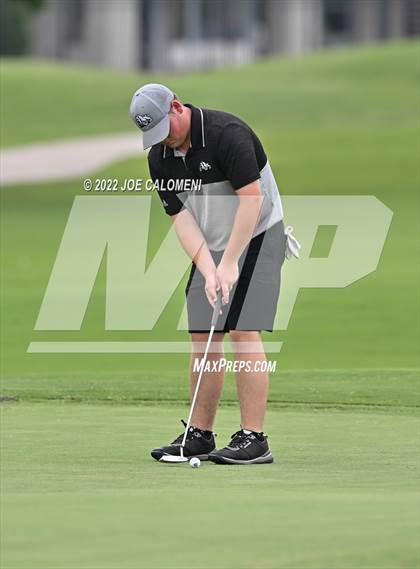 Thumbnail 1 in UIL 1A Boys State Golf Tournament Finals photogallery.