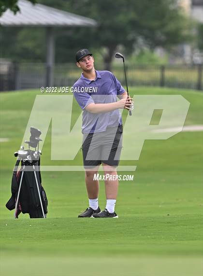 Thumbnail 1 in UIL 1A Boys State Golf Tournament Finals photogallery.