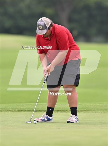 Thumbnail 3 in UIL 1A Boys State Golf Tournament Finals photogallery.