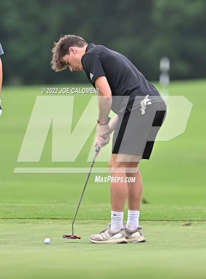 Thumbnail 2 in UIL 1A Boys State Golf Tournament Finals photogallery.