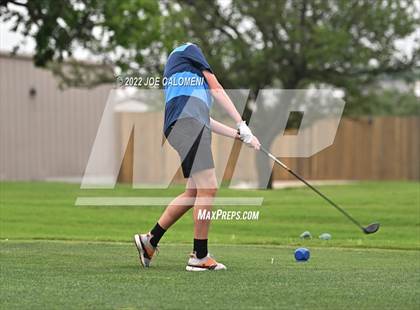 Thumbnail 2 in UIL 1A Boys State Golf Tournament Finals photogallery.