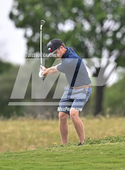 Thumbnail 1 in UIL 1A Boys State Golf Tournament Finals photogallery.