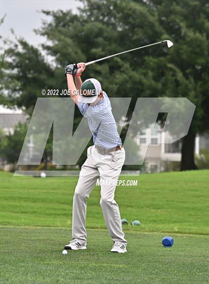 Thumbnail 3 in UIL 1A Boys State Golf Tournament Finals photogallery.