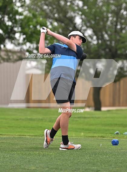 Thumbnail 3 in UIL 1A Boys State Golf Tournament Finals photogallery.