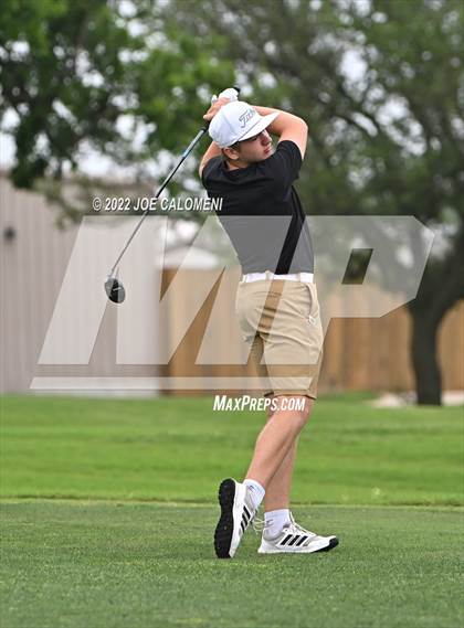 Thumbnail 3 in UIL 1A Boys State Golf Tournament Finals photogallery.