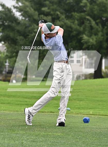 Thumbnail 1 in UIL 1A Boys State Golf Tournament Finals photogallery.