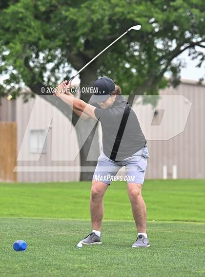 Thumbnail 3 in UIL 1A Boys State Golf Tournament Finals photogallery.
