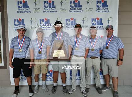 Thumbnail 2 in UIL 1A Boys State Golf Tournament Finals photogallery.