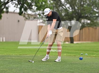 Thumbnail 2 in UIL 1A Boys State Golf Tournament Finals photogallery.