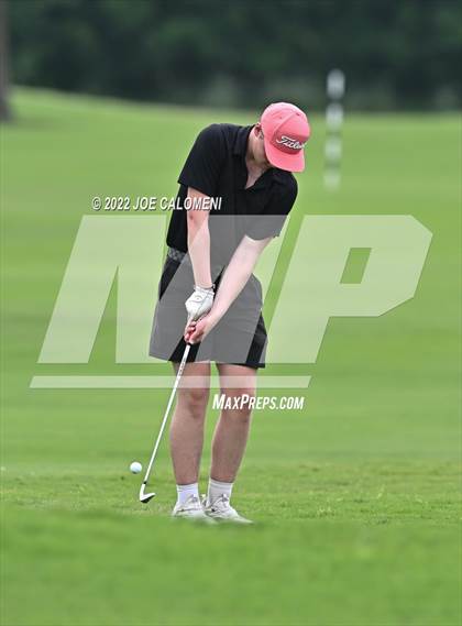 Thumbnail 3 in UIL 1A Boys State Golf Tournament Finals photogallery.