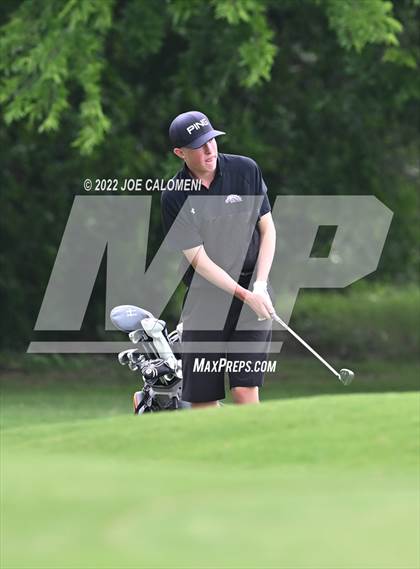 Thumbnail 3 in UIL 1A Boys State Golf Tournament Finals photogallery.