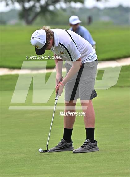 Thumbnail 1 in UIL 1A Boys State Golf Tournament Finals photogallery.