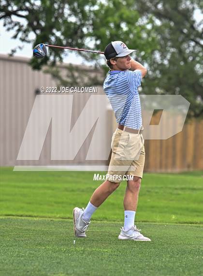 Thumbnail 3 in UIL 1A Boys State Golf Tournament Finals photogallery.