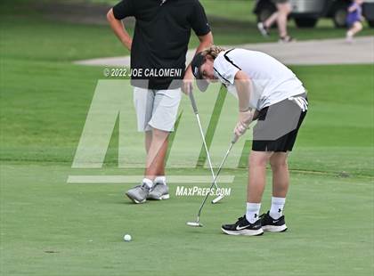 Thumbnail 1 in UIL 1A Boys State Golf Tournament Finals photogallery.