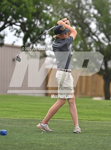 Thumbnail 2 in UIL 1A Boys State Golf Tournament Finals photogallery.