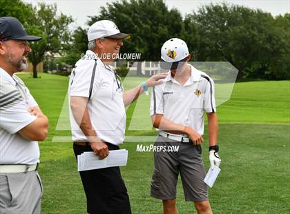 Thumbnail 3 in UIL 1A Boys State Golf Tournament Finals photogallery.