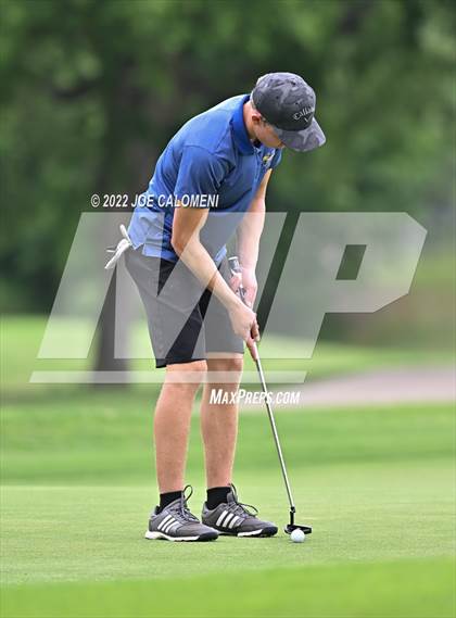 Thumbnail 3 in UIL 1A Boys State Golf Tournament Finals photogallery.