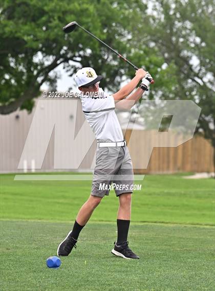 Thumbnail 1 in UIL 1A Boys State Golf Tournament Finals photogallery.