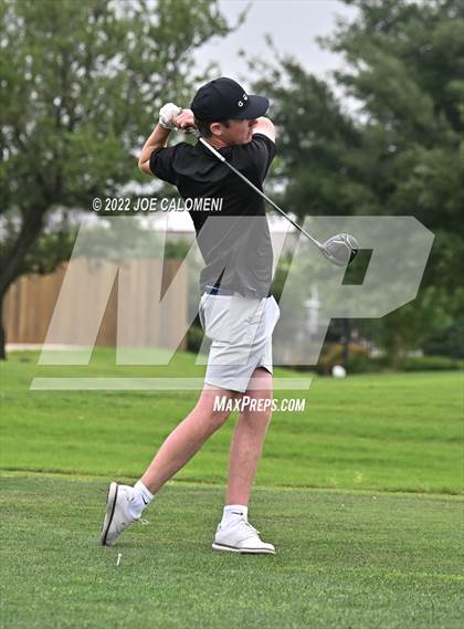 Thumbnail 2 in UIL 1A Boys State Golf Tournament Finals photogallery.