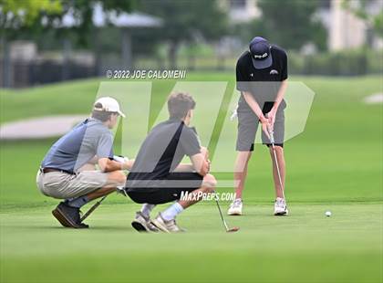 Thumbnail 2 in UIL 1A Boys State Golf Tournament Finals photogallery.