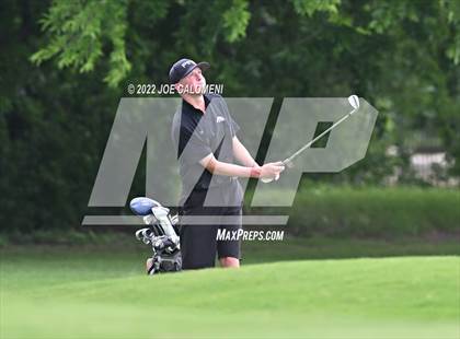 Thumbnail 2 in UIL 1A Boys State Golf Tournament Finals photogallery.