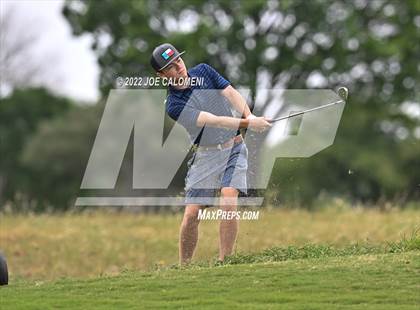 Thumbnail 3 in UIL 1A Boys State Golf Tournament Finals photogallery.
