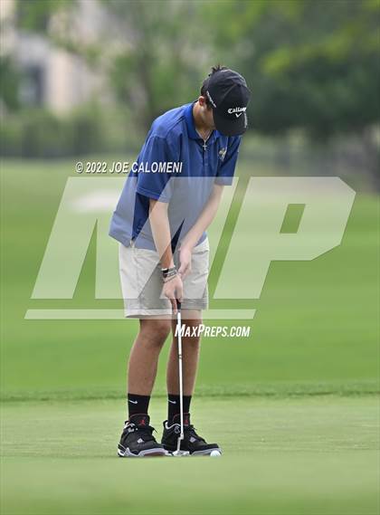Thumbnail 1 in UIL 1A Boys State Golf Tournament Finals photogallery.
