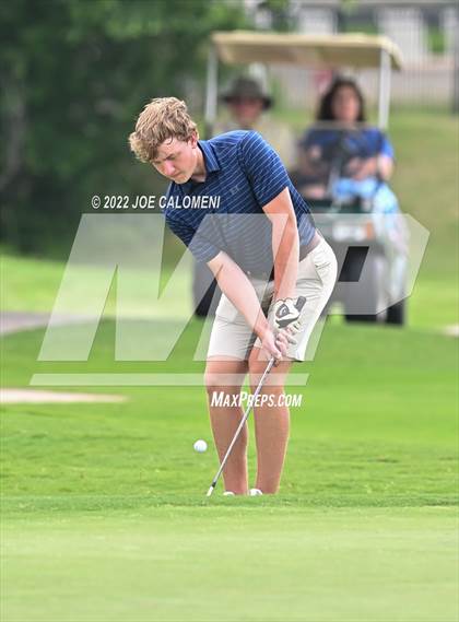 Thumbnail 3 in UIL 1A Boys State Golf Tournament Finals photogallery.
